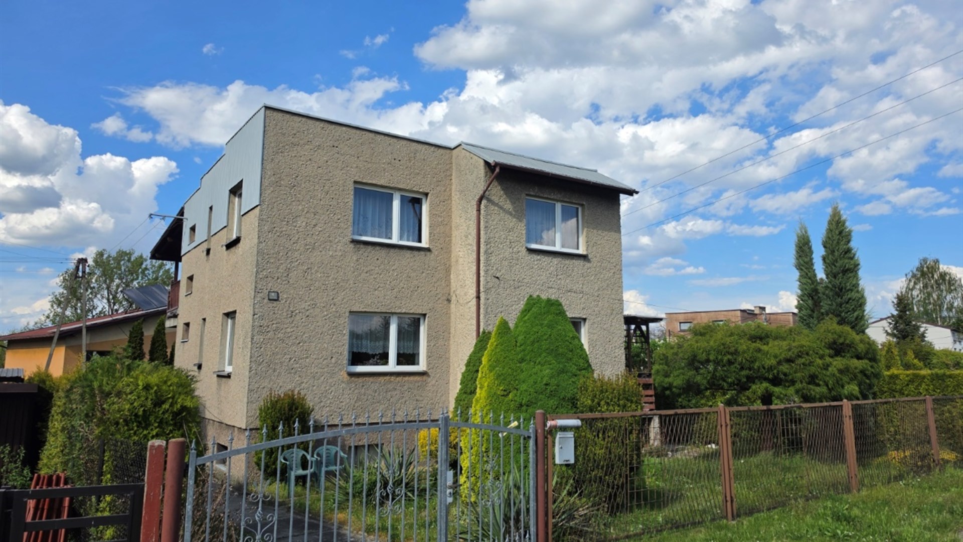 Dom na sprzedaż